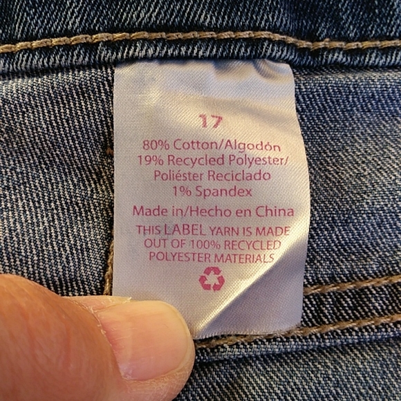 No Boundaries Distressed Bootcut Jeans - Picture 4 of 15